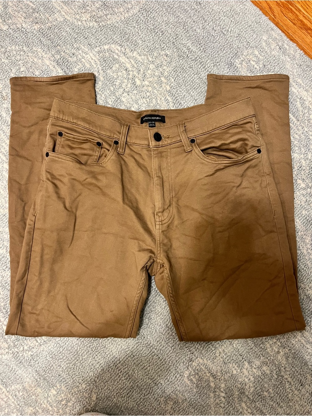 Banana Republic Khaki Straight Leg Pants - Brown